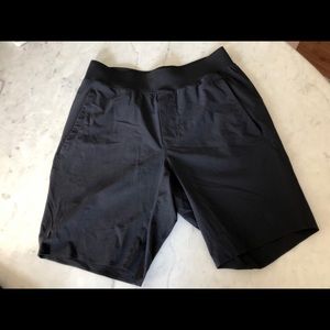 Men’s lululemon THE short linerless 7 inch